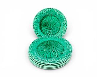 113 Setof6WedgwoodMajolicaLeafPlatesGreen