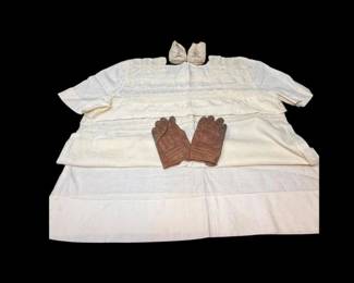 193 VintageChildsWhiteDressLeatherGlovesBabyShoes