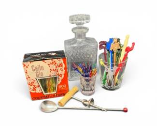127 CutGlassDecanterVintageCocktailBarwareCollection