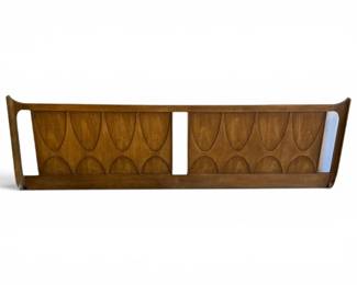 18 VintageBroyhillBrasiliaKingHeadboard74W