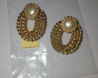 Gold and "pearl" earrings