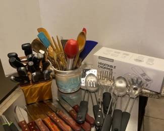 Kitchen, Accessories, Knife Block. Vegetable Chopper