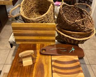 Cutting Boards With Wicker Basket And Alaska Cutlery Knife
