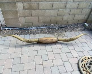Extra Longhorn Wooden Decor