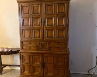 Large Entertainment Dresser