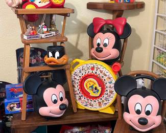 Mickey & Minnie Mouse lunchboxes with thermos