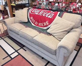 Like-new Mackenzie La-Z-Boy couch! Coca Cola blanket 