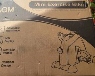 Mini Exercise Bike, AGM Under Desk Bike Pedal Exerciser Foot Cycle Arm & Leg Pedal Exerciser with LC