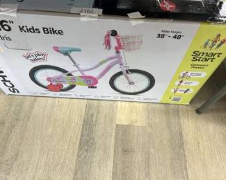 Schwinn Iris 16" Kids' Bike - Purple