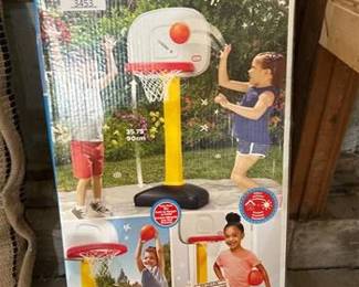 Little Tikes TotSports Basketball Set with Non-Adjustable Post