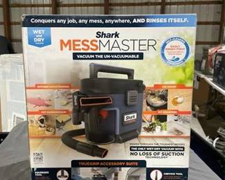 Shark MessMaster 1 gal Corded Wet/Dry Vacuum