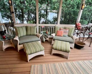 Lloyd Loom premiere, wicker furniture - matching chair and a half with matching Ottomans