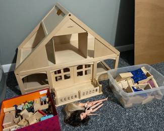 Ryans Room Wooden Doll House