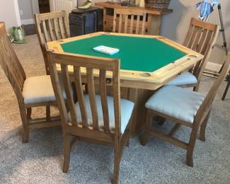 Convertible Poker Table with 6 Chairs