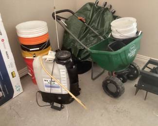 Battery Operated Sprayer, Spreader
