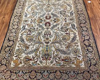 Tabrize Hand-Knotted Rug 52' x 82"