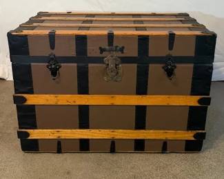Vintage Steamer Trunk Storage Chest with Original Interior Lining
