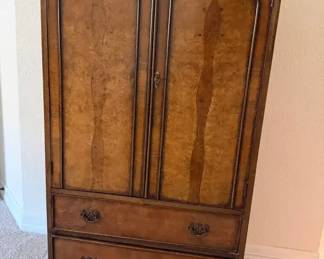Vintage armoire with Drawers Key