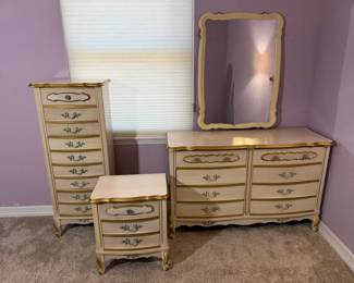 Vintage French Provincial Bedroom 3Piece Set