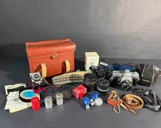 Minolta SRT 101 Camera Kit w Lens, Flash Accessories