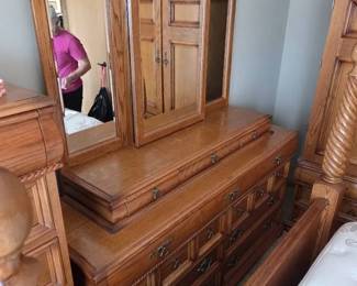 Traditional Oak Dresser with TriFold Mirror Jewelry Cabinet