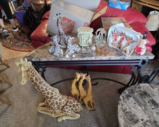 Large Giraffe Dcor Collection with Figurines, Accents