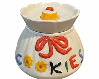 Ceramic Cookie Jar with Cookies inscription and floral motif