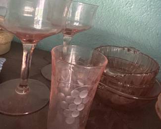 Anchor Hocking Mayfair Open Rose Pink Depression Glass Set second image
