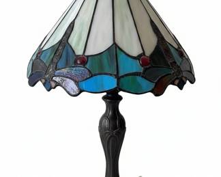 Dale Tiffany Dragonfly Stained Glass Table Lamp
