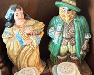 Assorted Ceramic Figurines and Salt  Pepper Shakers, including Snowman themed items fifth image