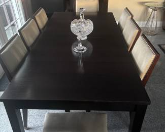 GREAT KITCHEN TABLE AND CHAIRS