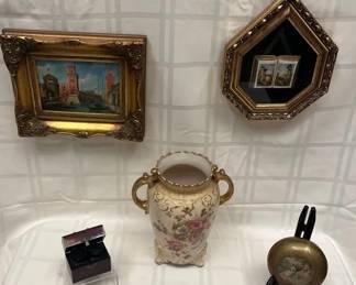 006 Golden Unique Vintage Decor