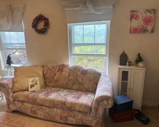 Vintage floral sofa (priced to sell) small little cabinet decor 