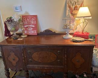 close up of the sideboard 