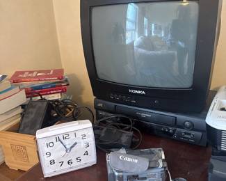 small tv and dvd player 