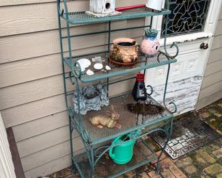 Outdoor bakers rack, outdoor decor