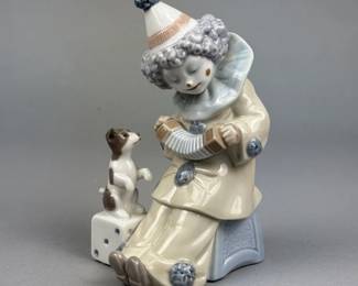 Llardo Figurine