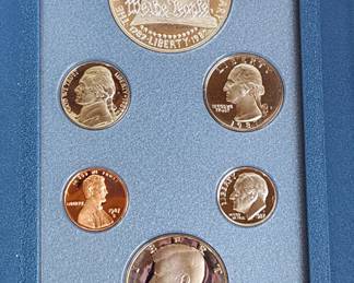1987 Prestige Coin Set