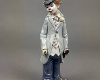Llardo Figurine