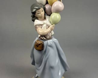 Llardo Figurine