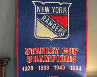 Professional sports wool banner