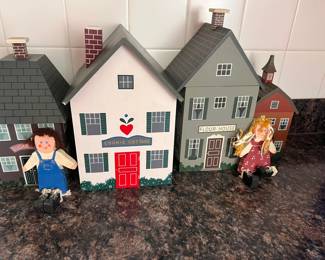 Vintage country cottage canister set