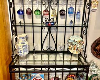 LB bakers rack