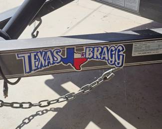 2021 Texas Bragg 16' Tandem Axle Utility Trailer Heavy-duty Texas Bragg utility trailer featuring a 16-foot treated wood deck, tandem axles, rear loading gate, and 7,000 lb GVWR. Ideal for hauling ATVs, side-by-sides, lawn equipment, building materials, furniture, and general cargo. Solid floor, good tires, and ready to work. 16' deck Tandem axle 7,000 lb GVWR Rear fold-down loading gate Wood deck 2" ball coupler Clean Texas title A versatile trailer that's equally at home on the ranch, jobsite, or around town.