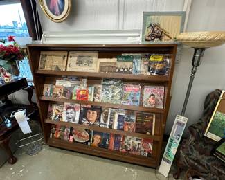 Magazine Rack can presale
