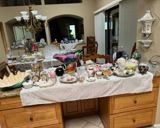 Take your time looking at this counter. There are lots of smalls on it 90% of what’s on this counter R Antique there’s a beautiful hand blown Marano vase that they brought back from Europe.