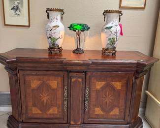 Beautiful foyer buffet