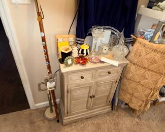 Items Located In The 2nd Bedroom (MASTER