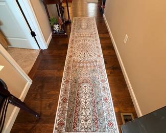 Items Located In The Entry Way