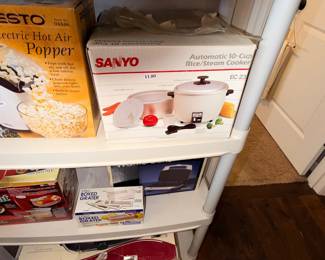 Items Located In The Kitchen / Dining Room